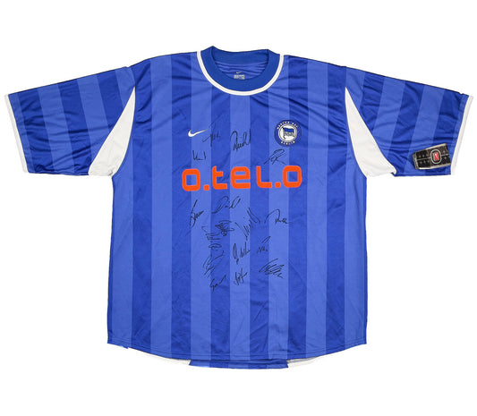 CULT KITS - 2000/01 HERTHA BERLIN *SQUAD SIGNED* BNWT HOME SHIRT (XXL) NIKE