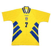 1994/96 Sweden Larsson #7 Home Shirt (M) Adidas