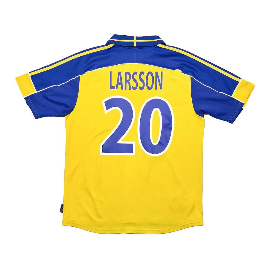 2000/02 Sweden Larsson #20 Home Shirt (L) Adidas
