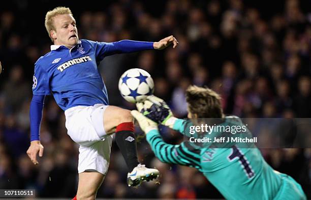 2010/11 Rangers Naismith #14 *Match Worn Vs Manchester United* C/L Home Shirt (L) Umbro