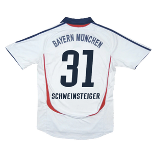 Bayern Munich 2006-08 Away Shirt (M) (Good) (Schweinsteiger 31)_1