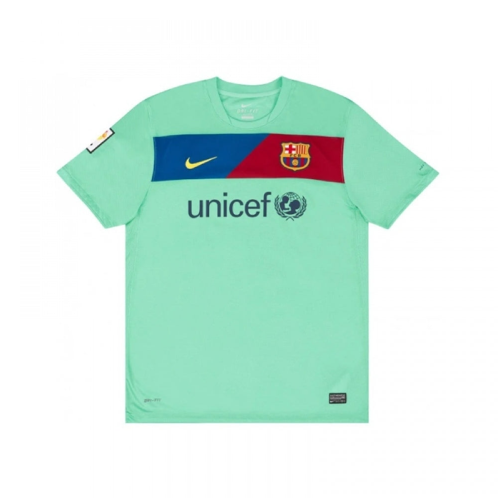 Barcelona 2010 11 away fashion kit