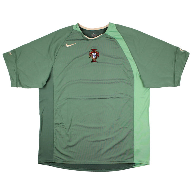 Portugal 2006-08 Nike Training Shirt (L) (Excellent) – Classic