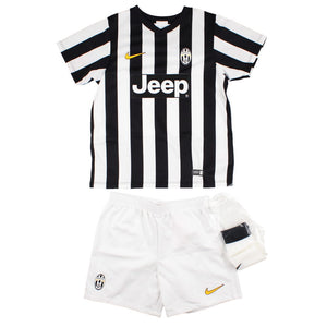 Juventus 2014-15 Home Infant Kit (LB) (Excellent)_0