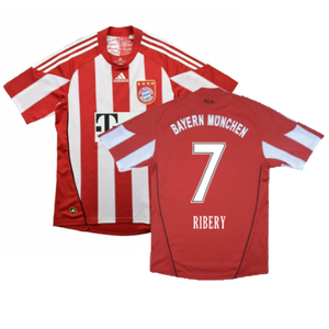 Bayern Munich 2010-11 Home Shirt (Excellent) (Ribery 7)_0