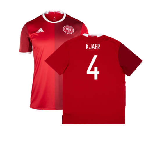 Denmark 2015-16 Home Shirt (L) (Excellent) (Kjaer 4)_0